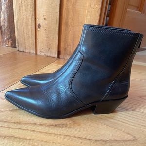 Jonie Western Bootie Black